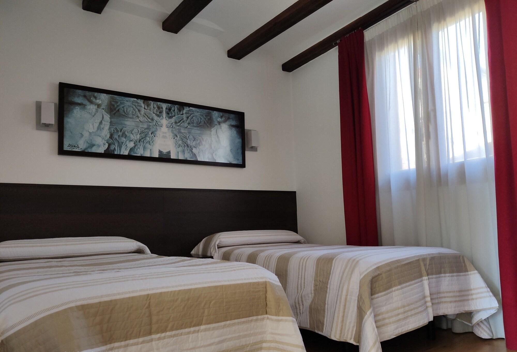 Hotel Rey Sancho Navarrete Εξωτερικό φωτογραφία