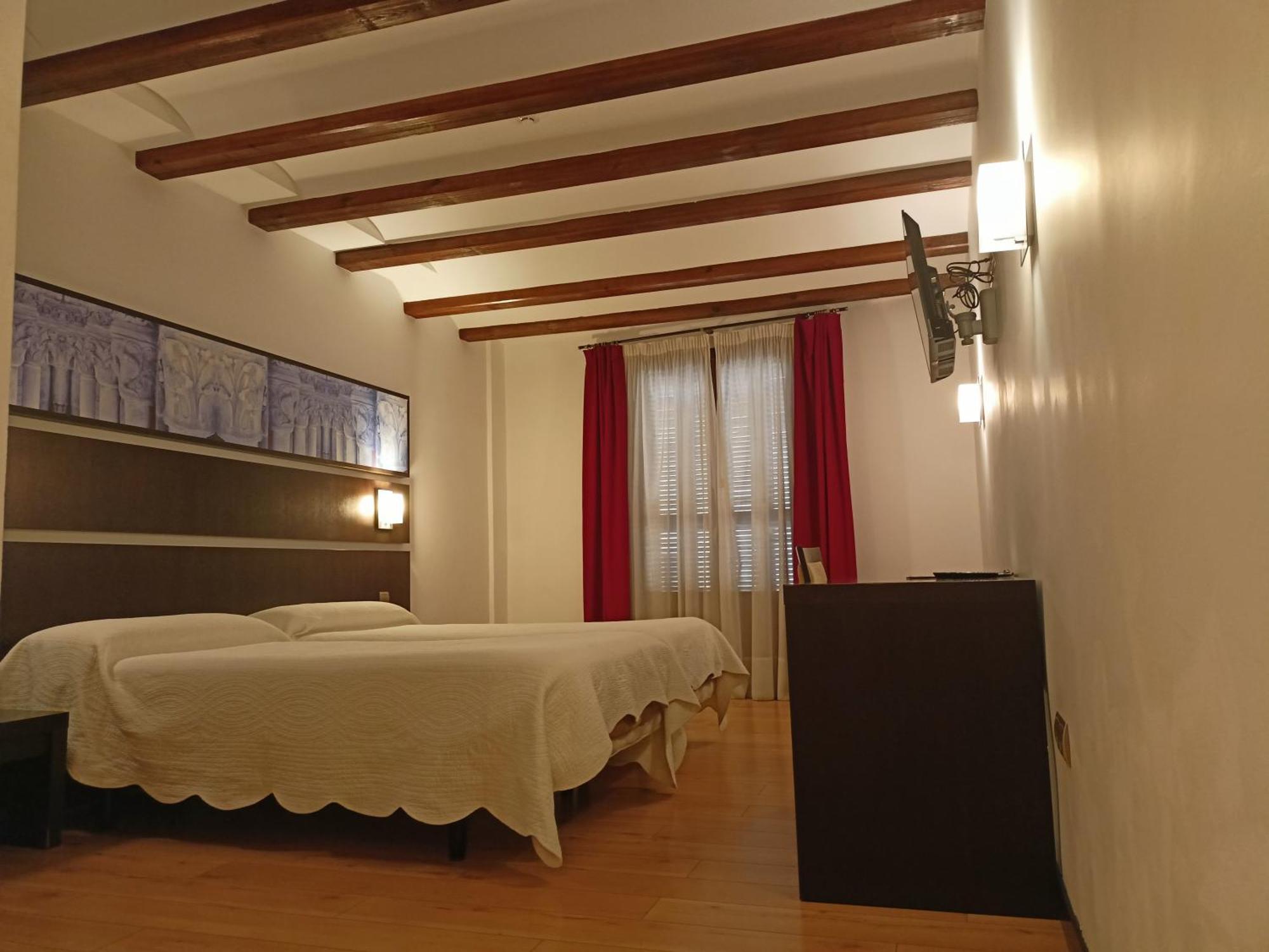 Hotel Rey Sancho Navarrete Εξωτερικό φωτογραφία
