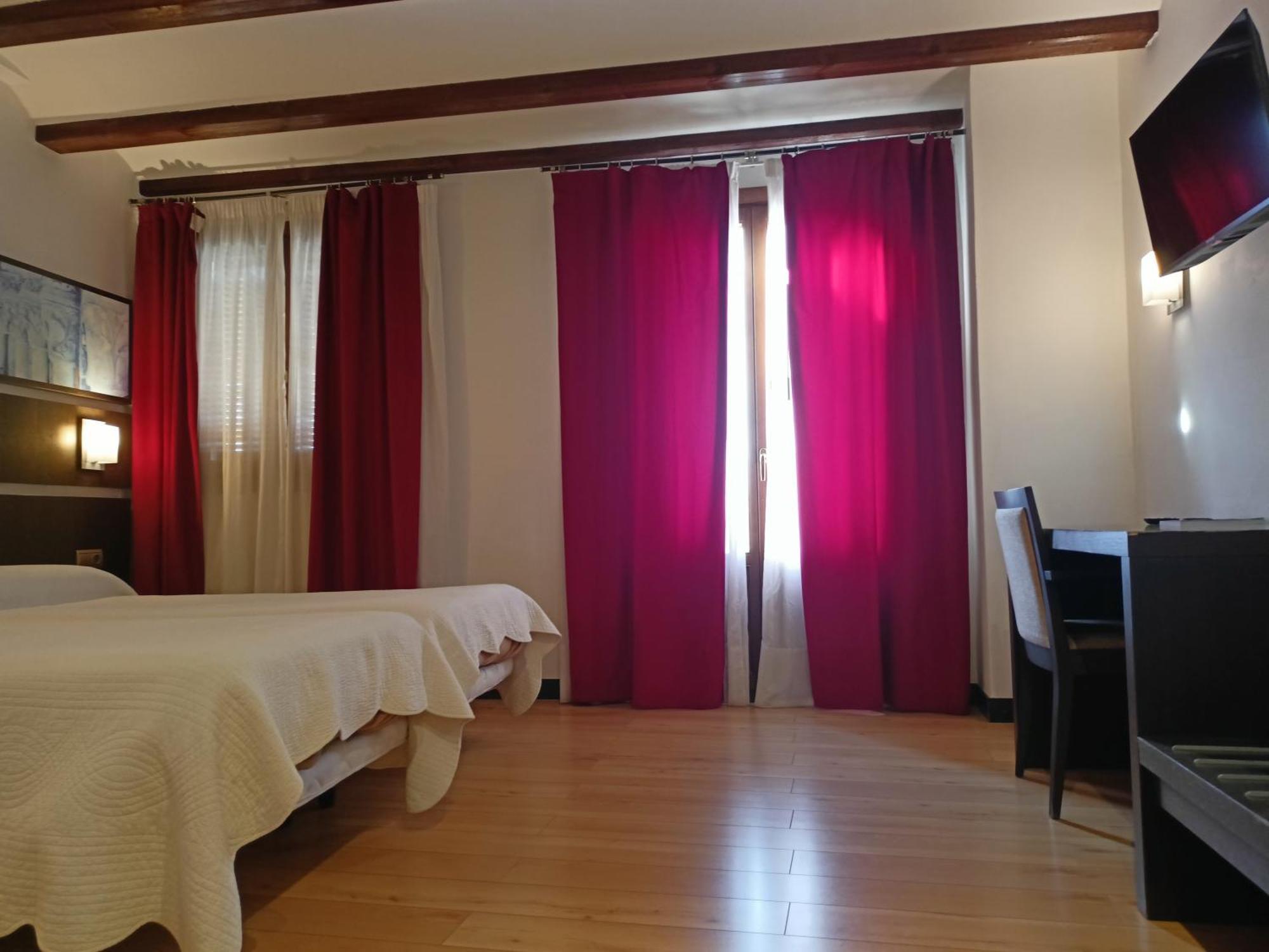 Hotel Rey Sancho Navarrete Εξωτερικό φωτογραφία