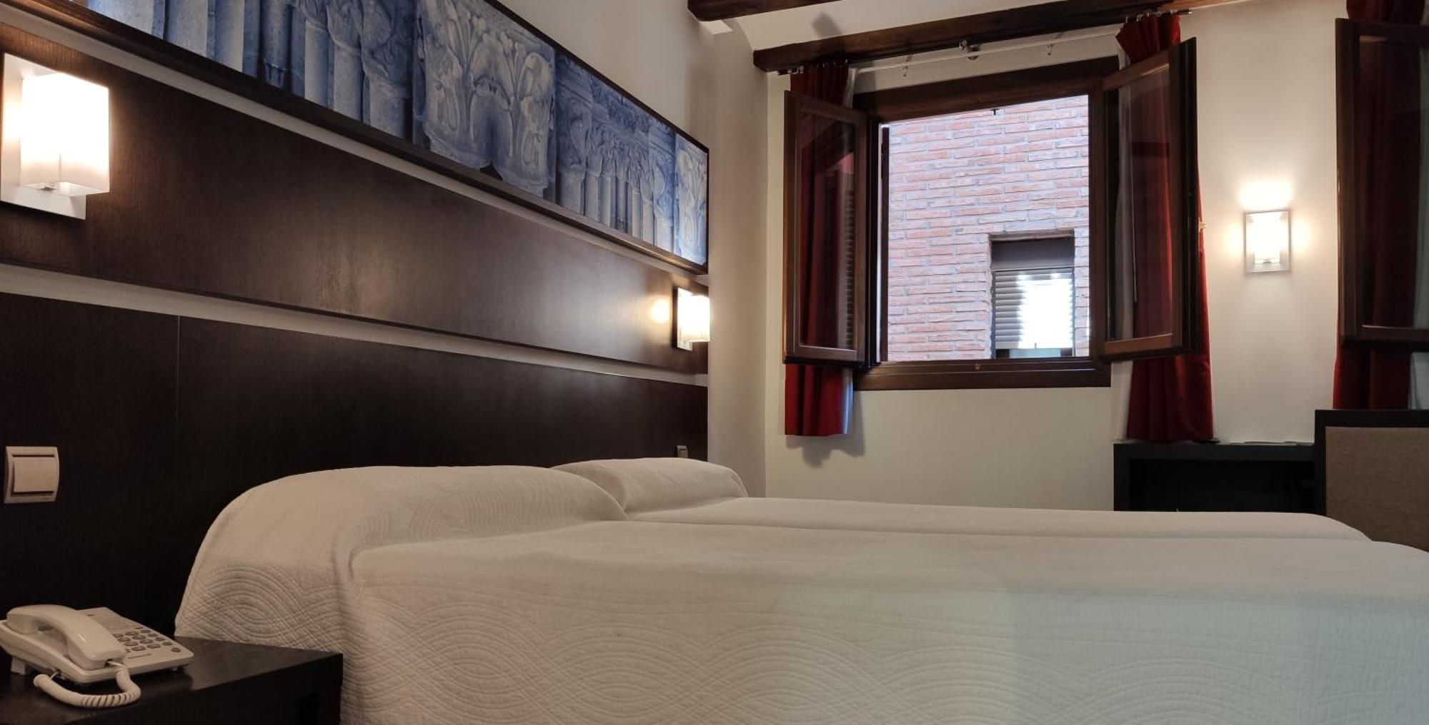 Hotel Rey Sancho Navarrete Δωμάτιο φωτογραφία