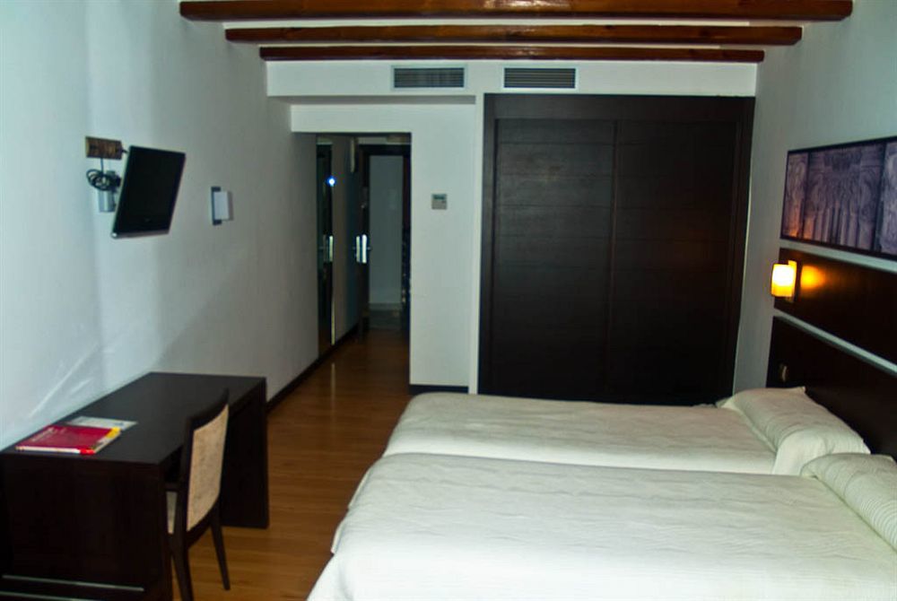 Hotel Rey Sancho Navarrete Εξωτερικό φωτογραφία